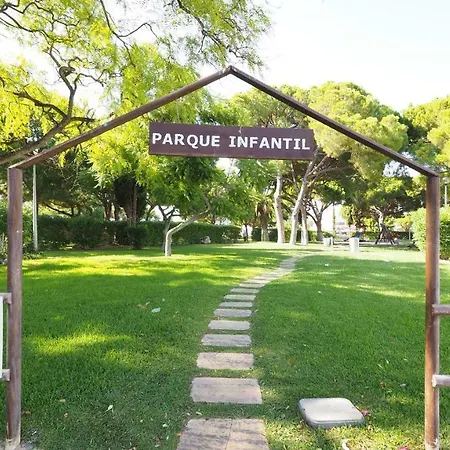 Casa Boneca - Aldeia Acoteias